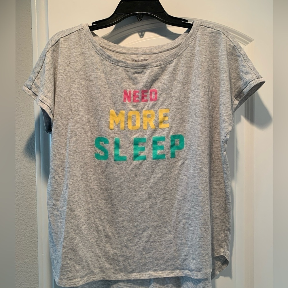 “NEED MORE SLEEP” Jasmine & Ginger Short Sleeve Soft T-shirt Women’s Size Large